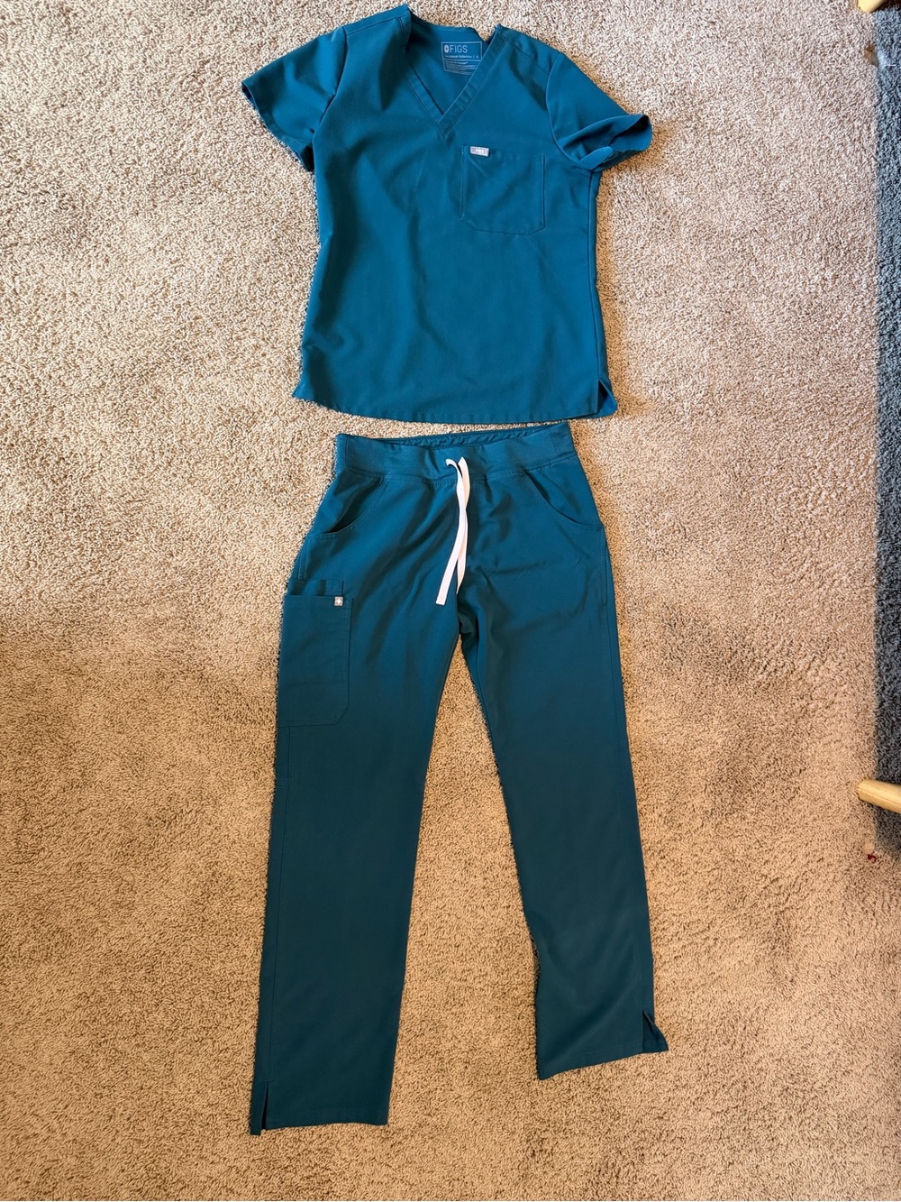 FIGS TECHNICAL SCRUBS Teal Scrub Set with Drawstring Pants